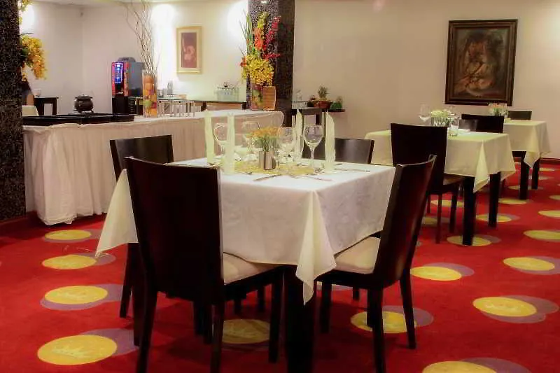 Ramada By Wyndham Princess Santo Domingo 3*,
